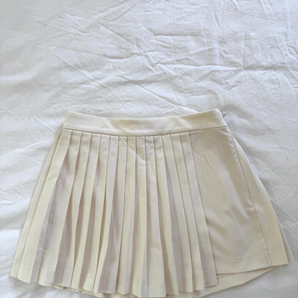 Abercrombie & Fitch Ivory Pleated Skort Size Small - Picture 4 of 6